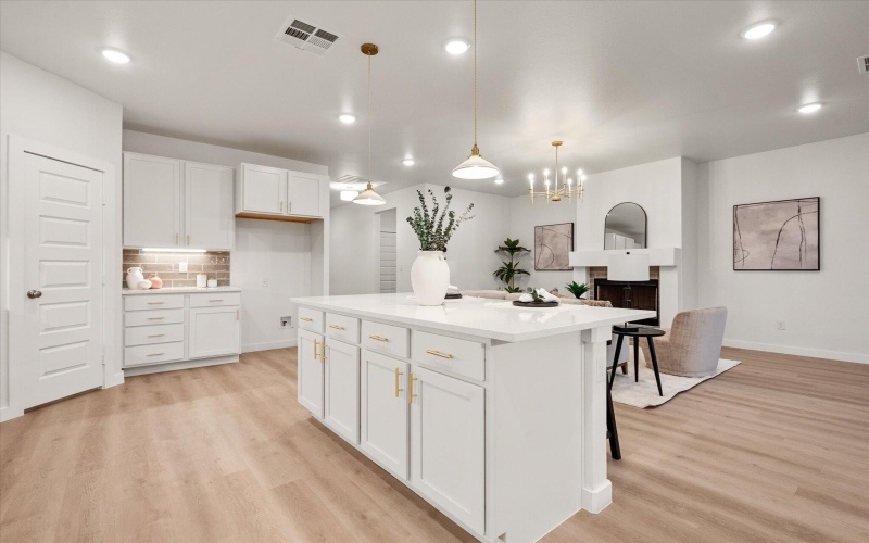 610 E 14th Street, Wolfforth, TX 79382, 3 Bedrooms Bedrooms, ,2 BathroomsBathrooms,Residential,For Sale,610 E 14th Street,202416931