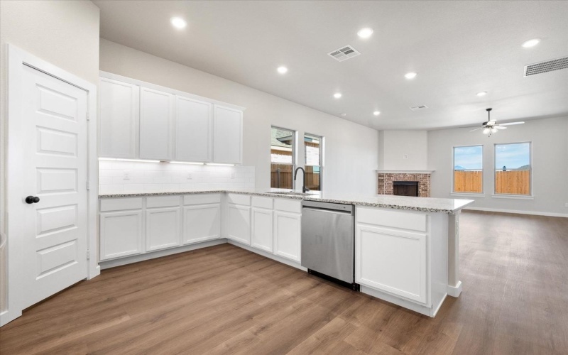 2918 Cottonwood Avenue, Wolfforth, TX 79382, 3 Habitaciones Habitaciones , ,2 BañosBaños,Residential,En Venta,2918 Cottonwood Avenue,202417130