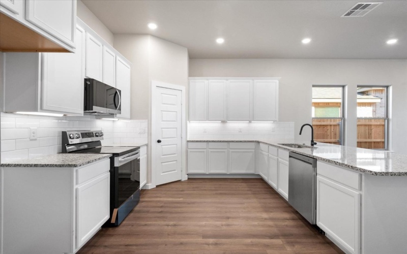 2918 Cottonwood Avenue, Wolfforth, TX 79382, 3 Habitaciones Habitaciones , ,2 BañosBaños,Residential,En Venta,2918 Cottonwood Avenue,202417130