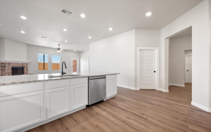 2918 Cottonwood Avenue, Wolfforth, TX 79382, 3 Habitaciones Habitaciones , ,2 BañosBaños,Residential,En Venta,2918 Cottonwood Avenue,202417130