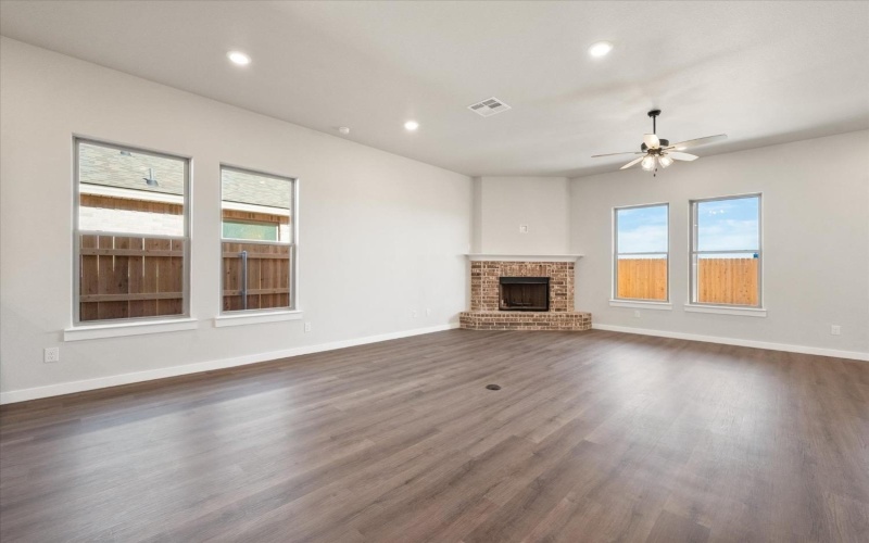 2918 Cottonwood Avenue, Wolfforth, TX 79382, 3 Habitaciones Habitaciones , ,2 BañosBaños,Residential,En Venta,2918 Cottonwood Avenue,202417130