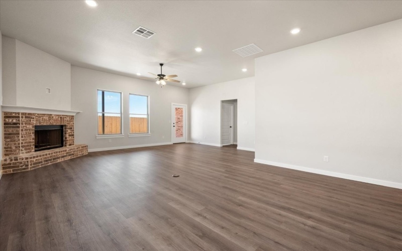 2918 Cottonwood Avenue, Wolfforth, TX 79382, 3 Habitaciones Habitaciones , ,2 BañosBaños,Residential,En Venta,2918 Cottonwood Avenue,202417130