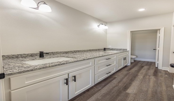 1802 Ross Avenue, Lubbock, TX 79416, 3 Bedrooms Bedrooms, ,2 BathroomsBathrooms,Residential,For Sale,1802 Ross Avenue,202417308