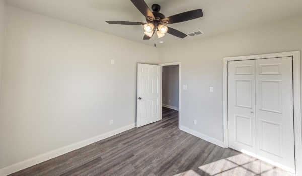 1802 Ross Avenue, Lubbock, TX 79416, 3 Bedrooms Bedrooms, ,2 BathroomsBathrooms,Residential,For Sale,1802 Ross Avenue,202417308