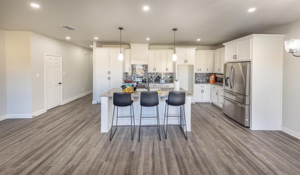 1802 Ross Avenue, Lubbock, TX 79416, 3 Bedrooms Bedrooms, ,2 BathroomsBathrooms,Residential,For Sale,1802 Ross Avenue,202417308
