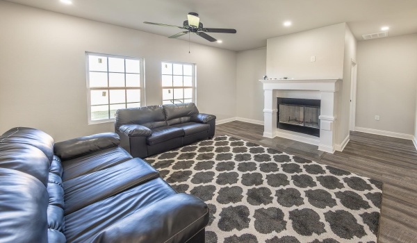 1802 Ross Avenue, Lubbock, TX 79416, 3 Bedrooms Bedrooms, ,2 BathroomsBathrooms,Residential,For Sale,1802 Ross Avenue,202417308
