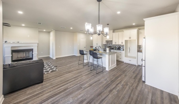 1802 Ross Avenue, Lubbock, TX 79416, 3 Bedrooms Bedrooms, ,2 BathroomsBathrooms,Residential,For Sale,1802 Ross Avenue,202417308