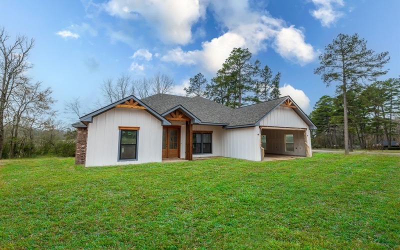3927 Buckingham Dr., Nacogdoches, TX 75965, 3 Bedrooms Bedrooms, ,2 BathroomsBathrooms,Residential,For Sale,3927 Buckingham Dr.,22500237