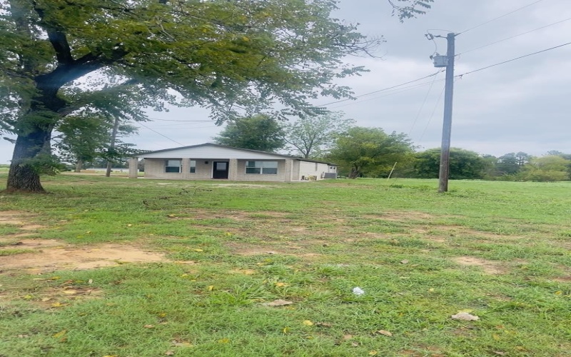17800 Hwy 59 North, Garrison, TX 75946, 3 Bedrooms Bedrooms, ,2 BathroomsBathrooms,Residential,For Sale,17800 Hwy 59 North,22500294