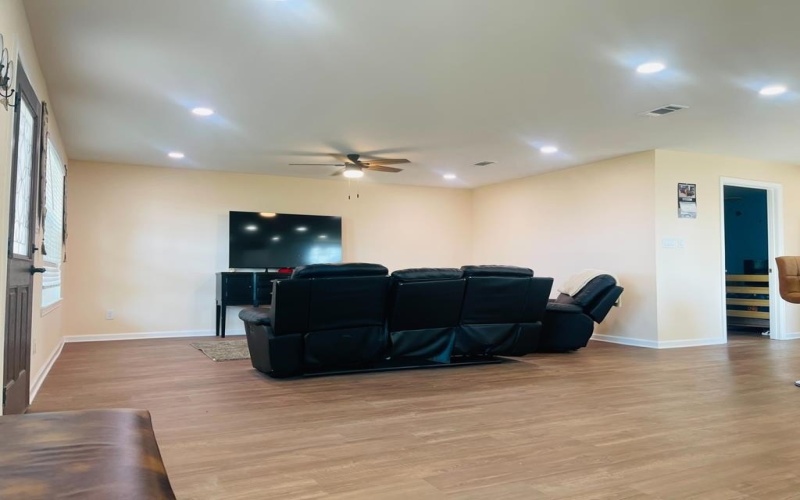 17800 Hwy 59 North, Garrison, TX 75946, 3 Bedrooms Bedrooms, ,2 BathroomsBathrooms,Residential,For Sale,17800 Hwy 59 North,22500294