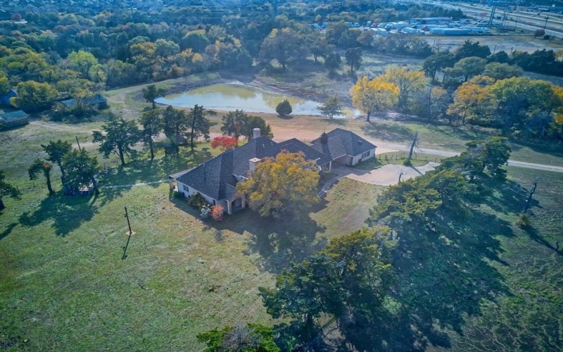 1318 N J Elmer Weaver Freeway, Cedar Hill, TX 75104, ,Commercial Sale,For Sale,1318 N J Elmer Weaver Freeway,14221572