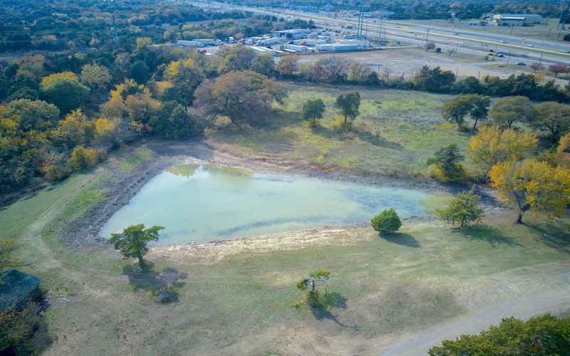 1318 N J Elmer Weaver Freeway, Cedar Hill, TX 75104, ,Commercial Sale,For Sale,1318 N J Elmer Weaver Freeway,14221572