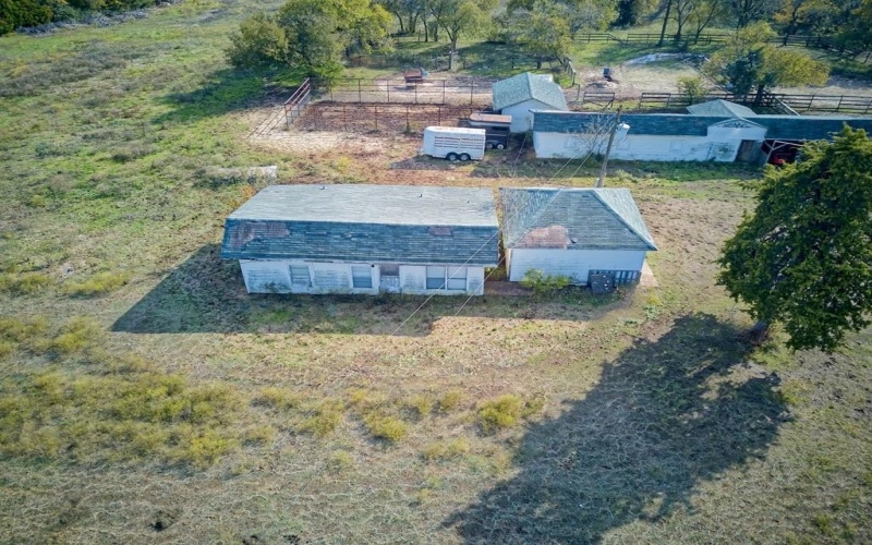 1318 N J Elmer Weaver Freeway, Cedar Hill, TX 75104, ,Commercial Sale,For Sale,1318 N J Elmer Weaver Freeway,14221572