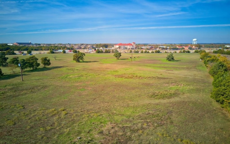1318 N J Elmer Weaver Freeway, Cedar Hill, TX 75104, ,Commercial Sale,For Sale,1318 N J Elmer Weaver Freeway,14221572