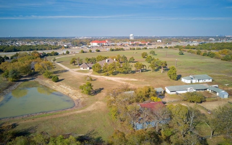 1318 N J Elmer Weaver Freeway, Cedar Hill, TX 75104, ,Commercial Sale,For Sale,1318 N J Elmer Weaver Freeway,14221572
