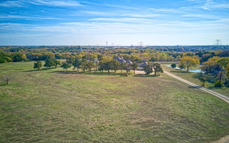 1318 N J Elmer Weaver Freeway, Cedar Hill, TX 75104, ,Commercial Sale,For Sale,1318 N J Elmer Weaver Freeway,14221572