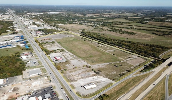 2801 Texoma Parkway, Sherman, TX 75090, ,Commercial Sale,For Sale,2801 Texoma Parkway,14714953