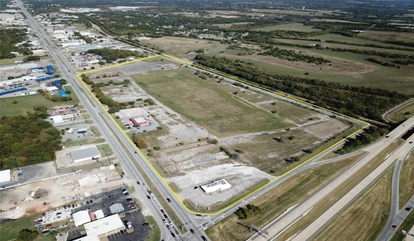 2801 Texoma Parkway, Sherman, TX 75090, ,Commercial Sale,For Sale,2801 Texoma Parkway,14714953