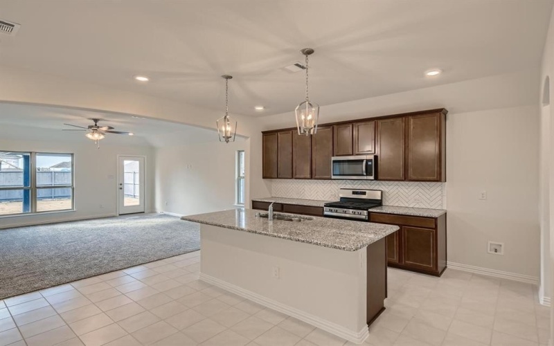 7126 Pampas Place, Venus, TX 76084, 4 Bedrooms Bedrooms, ,2 BathroomsBathrooms,Residential Lease,For Rent,7126 Pampas Place,20017310