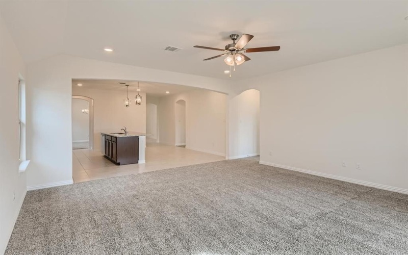 7126 Pampas Place, Venus, TX 76084, 4 Bedrooms Bedrooms, ,2 BathroomsBathrooms,Residential Lease,For Rent,7126 Pampas Place,20017310