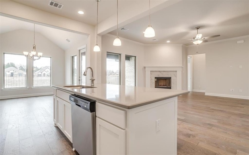 822 Summer Grove, Midlothian, TX 76065, 4 Habitaciones Habitaciones , ,3 BañosBaños,Residential,En Venta,822 Summer Grove,20037992