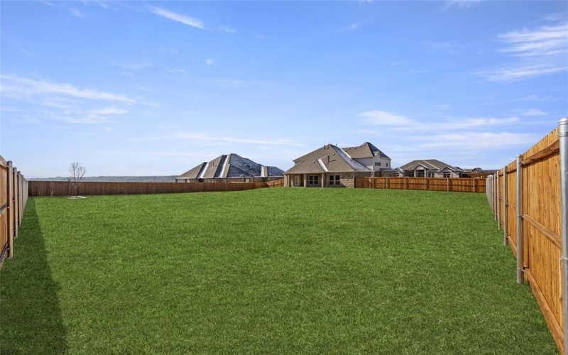 320 Cheyenne Mountain Drive, Ovilla, TX 75154, 4 Habitaciones Habitaciones , ,3 BañosBaños,Residential,En Venta,320 Cheyenne Mountain Drive,20087803