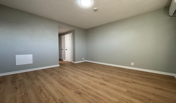 808 Ave H #203, Levelland, TX 79336, 1 Bedroom Bedrooms, ,1 BathroomBathrooms,Residential Lease,For Rent,808 Ave H,202553800