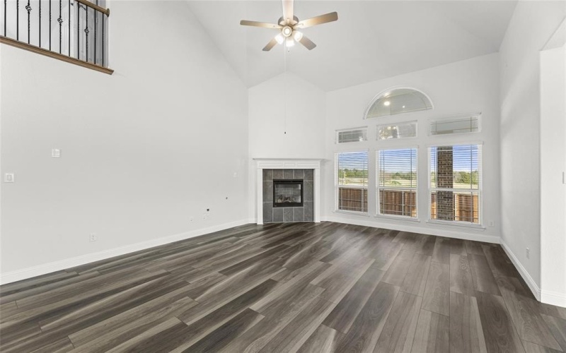 2610 White Plains Drive, Midlothian, TX 76065, 5 Bedrooms Bedrooms, ,3 BathroomsBathrooms,Residential,For Sale,2610 White Plains Drive,20135614