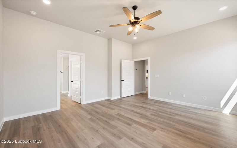 6913 55th Street, Lubbock, TX 79407, 4 Bedrooms Bedrooms, ,2 BathroomsBathrooms,Residential,For Sale,6913 55th Street,202552844