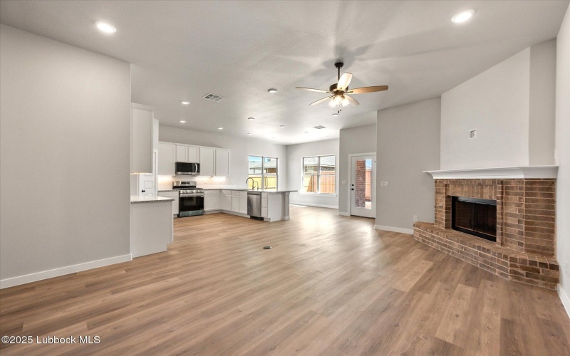 6913 55th Street, Lubbock, TX 79407, 4 Bedrooms Bedrooms, ,2 BathroomsBathrooms,Residential,For Sale,6913 55th Street,202552844