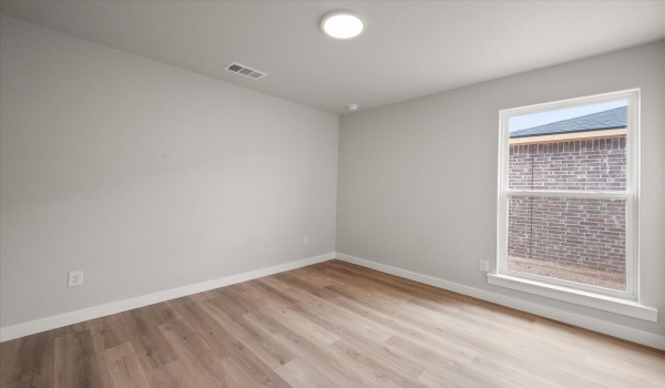 14503 Paris Avenue, Lubbock, TX 79423, 3 Bedrooms Bedrooms, ,2 BathroomsBathrooms,Residential,For Sale,14503 Paris Avenue,202552845