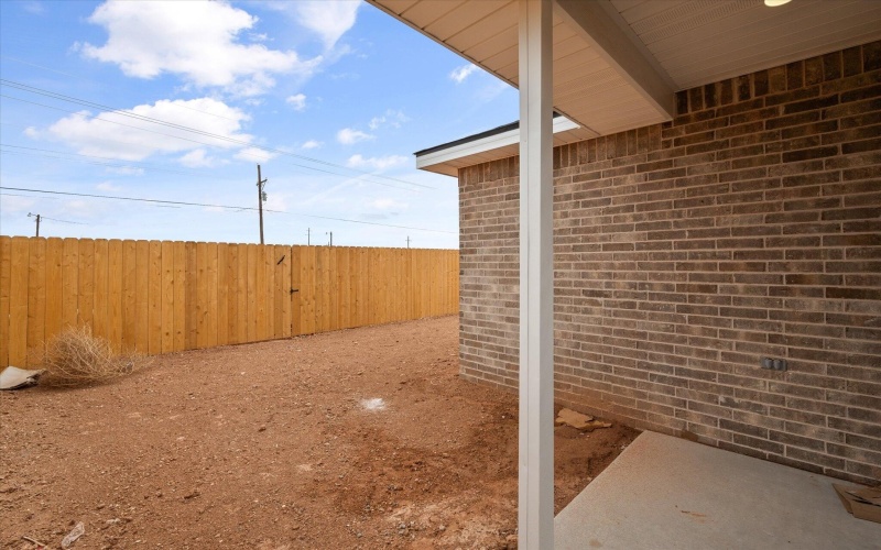 14503 Paris Avenue, Lubbock, TX 79423, 3 Bedrooms Bedrooms, ,2 BathroomsBathrooms,Residential,For Sale,14503 Paris Avenue,202552845
