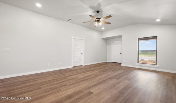 1612 N Dover Avenue, Lubbock, TX 79416, 3 Bedrooms Bedrooms, ,2 BathroomsBathrooms,Residential,For Sale,1612 N Dover Avenue,202553818