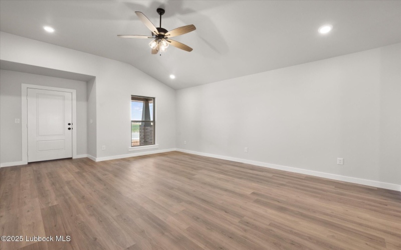 1612 N Dover Avenue, Lubbock, TX 79416, 3 Bedrooms Bedrooms, ,2 BathroomsBathrooms,Residential,For Sale,1612 N Dover Avenue,202553818