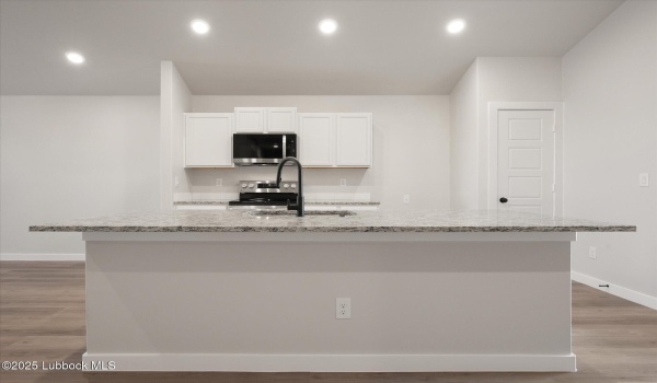 1612 N Dover Avenue, Lubbock, TX 79416, 3 Bedrooms Bedrooms, ,2 BathroomsBathrooms,Residential,For Sale,1612 N Dover Avenue,202553818