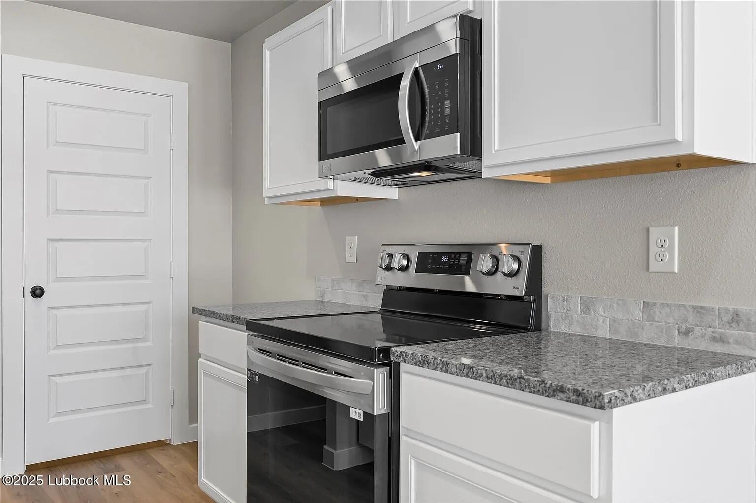 14509 Paris Avenue, Lubbock, TX 79423, 3 Bedrooms Bedrooms, ,2 BathroomsBathrooms,Residential Lease,For Rent,14509 Paris Avenue,202553821