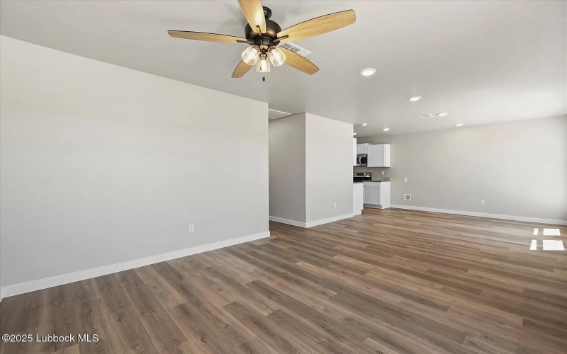 14509 Paris Avenue, Lubbock, TX 79423, 3 Bedrooms Bedrooms, ,2 BathroomsBathrooms,Residential Lease,For Rent,14509 Paris Avenue,202553821