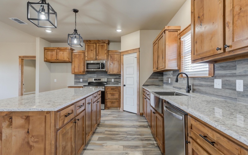 7904 N County Rd 1100, Shallowater, TX 79363, 3 Bedrooms Bedrooms, ,2 BathroomsBathrooms,Residential,For Sale,7904 N County Rd 1100,202552851