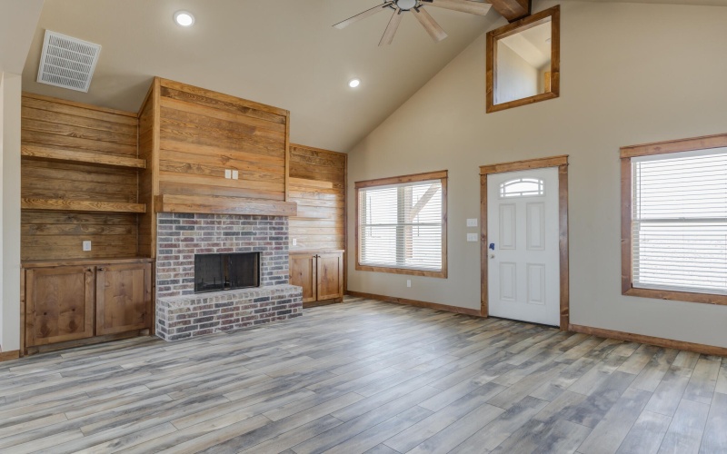 7904 N County Rd 1100, Shallowater, TX 79363, 3 Bedrooms Bedrooms, ,2 BathroomsBathrooms,Residential,For Sale,7904 N County Rd 1100,202552851