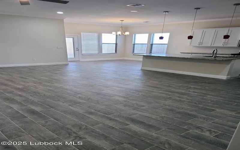 7804 95th Street, Lubbock, TX 79424, 3 Bedrooms Bedrooms, ,2 BathroomsBathrooms,Residential,For Sale,7804 95th Street,202553840