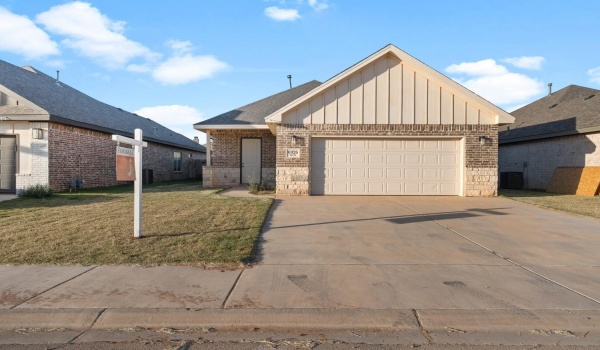 6926 16th Street, Lubbock, TX 79416, 3 Bedrooms Bedrooms, ,2 BathroomsBathrooms,Residential,For Sale,6926 16th Street,202552891