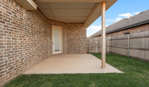6926 16th Street, Lubbock, TX 79416, 3 Bedrooms Bedrooms, ,2 BathroomsBathrooms,Residential,For Sale,6926 16th Street,202552891