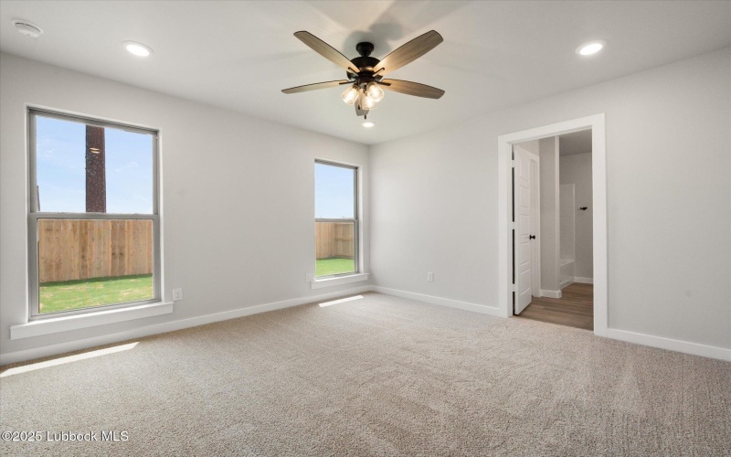 8617 29th Street, Lubbock, TX 79407, 4 Habitaciones Habitaciones , ,2 BañosBaños,Residential,En Venta,8617 29th Street,202553870