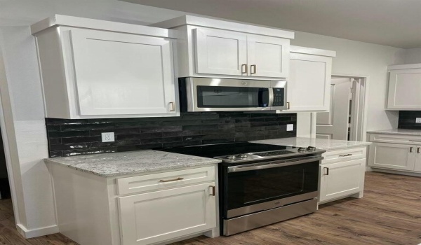 10904 Albany Avenue, Lubbock, TX 79424, 2 Bedrooms Bedrooms, ,2 BathroomsBathrooms,Residential,For Sale,10904 Albany Avenue,202552934