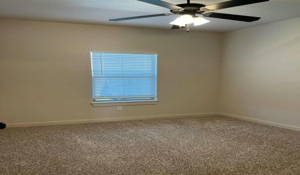10904 Albany Avenue, Lubbock, TX 79424, 2 Bedrooms Bedrooms, ,2 BathroomsBathrooms,Residential,For Sale,10904 Albany Avenue,202552934