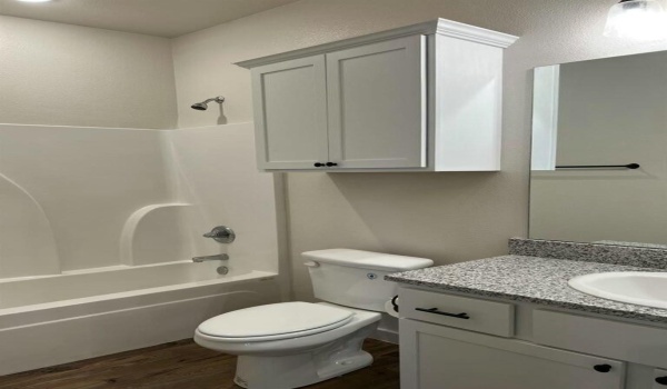 10904 Albany Avenue, Lubbock, TX 79424, 2 Bedrooms Bedrooms, ,2 BathroomsBathrooms,Residential,For Sale,10904 Albany Avenue,202552934