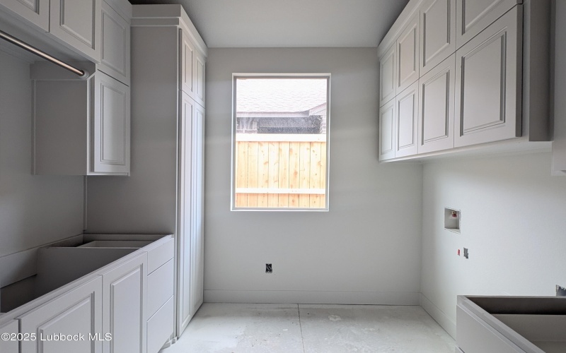 3805 126th Street, Lubbock, TX 79423, 4 Bedrooms Bedrooms, ,3 BathroomsBathrooms,Residential,For Sale,3805 126th Street,202553912