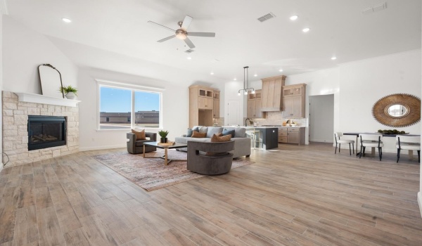 7530 57th Street, Lubbock, TX 79407, 4 Bedrooms Bedrooms, ,2 BathroomsBathrooms,Residential,For Sale,7530 57th Street,202552944