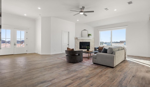 7530 57th Street, Lubbock, TX 79407, 4 Bedrooms Bedrooms, ,2 BathroomsBathrooms,Residential,For Sale,7530 57th Street,202552944