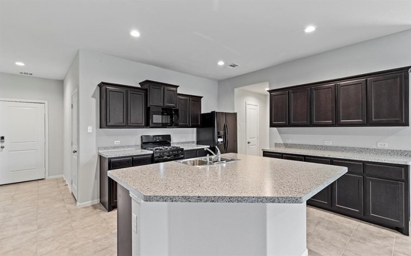 1441 TIERRA BLANCA Drive, Fort Worth, TX 76247, 4 Bedrooms Bedrooms, ,2 BathroomsBathrooms,Residential,For Sale,1441 TIERRA BLANCA Drive,20208473